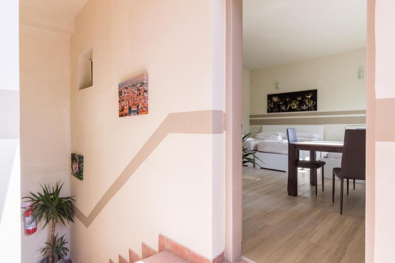 Center Rooms Piacenza Exteriör bild
